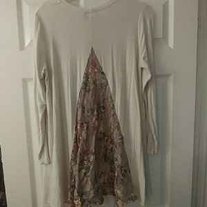 Floral Lace Back Top